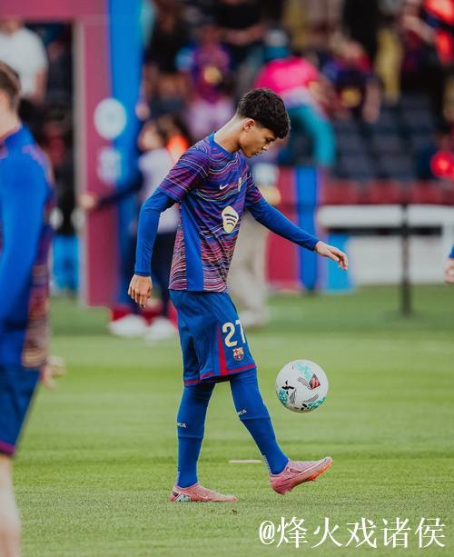 巴萨、曼城和切尔西盯上波兰17岁新星皮图谢夫斯基 巴萨、曼城和切尔西盯上波兰17岁新星皮图谢夫斯基